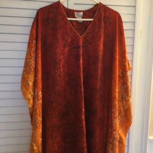 Nile Fashion kaftan Size is one size. Beautiful orange colors.